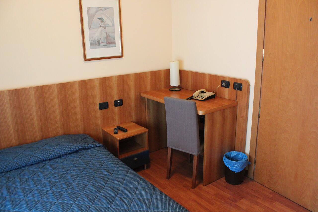 Hotel Selide Дезио Экстерьер фото